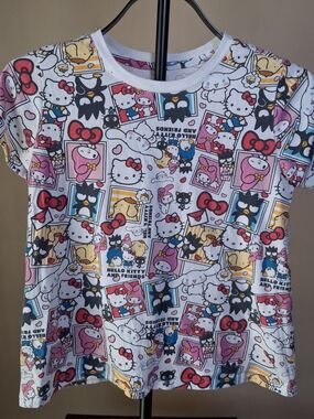 Hello Kitty And Friends Girl's T-Shirt; Size L(14)